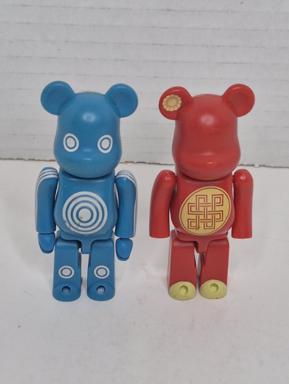 Bearbrick Lot of Two Nendo feat Tokyo Toy Lab Friends & Family Ltd Ed 2002 READ